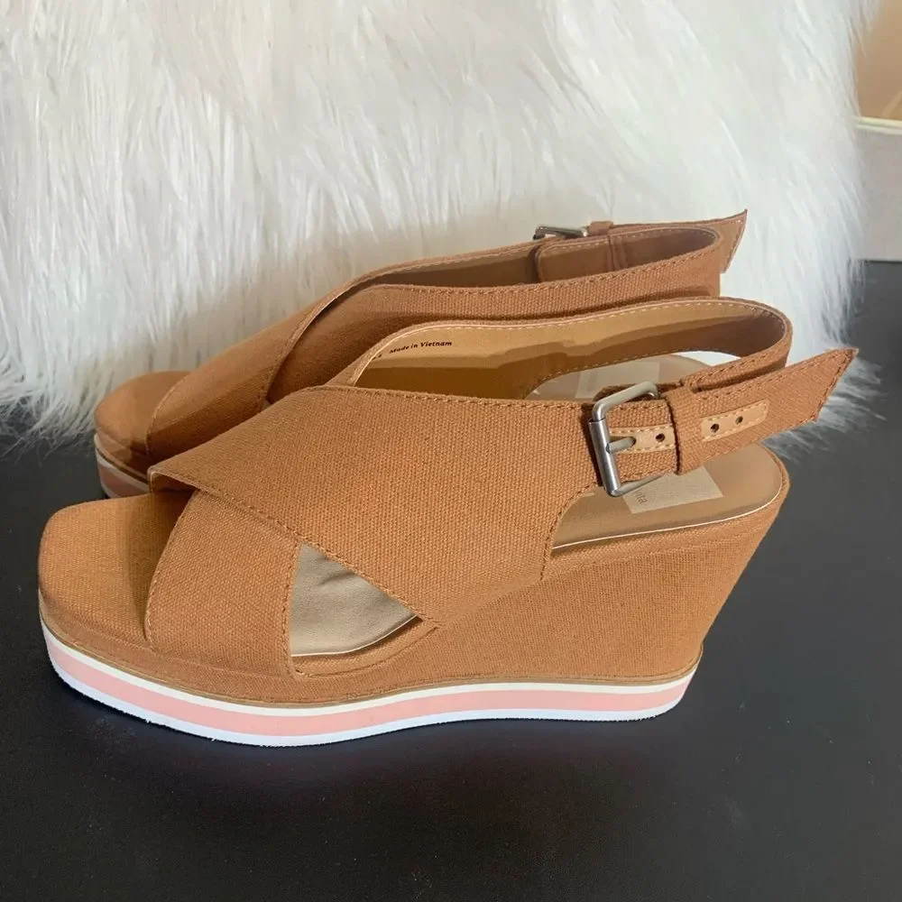 Dolce Vita Owen Canvas Sandals - Picture 5 of 7